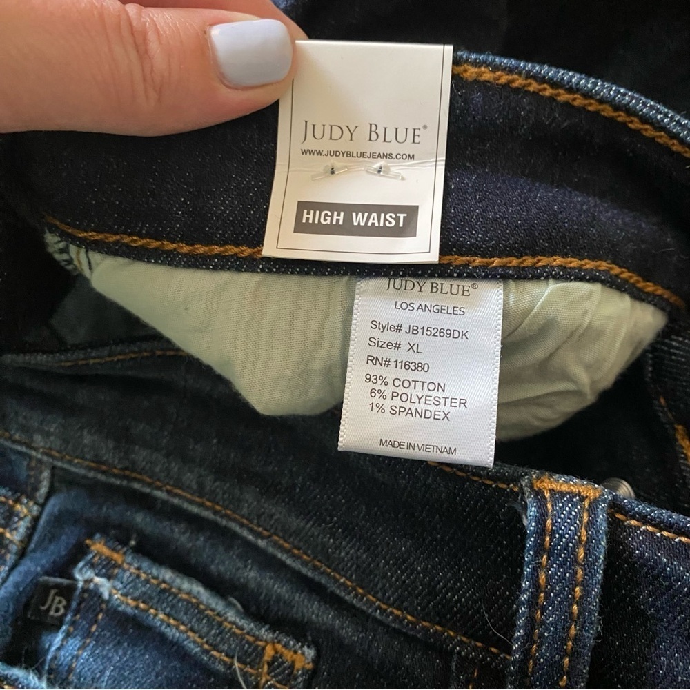 Judy Blue Palm Bay Exposed Button Fly High Rise Denim Shorts XL - Picture 12 of 16
